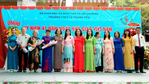 Trường PTTH Lê Thánh Tôn tổ chức Lễ kỷ niệm 41 năm ngày Nhà giáo Việt Nam