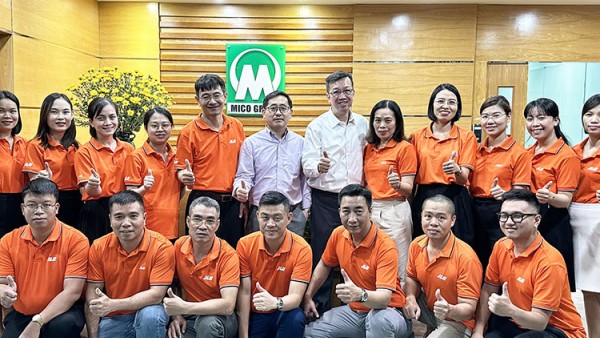 Giám đốc kinh doanh khu vực Châu Á Tập đoàn JLG đến thăm và làm việc tại MICO JLG – Nhà phân phối độc quyền tại Việt Nam