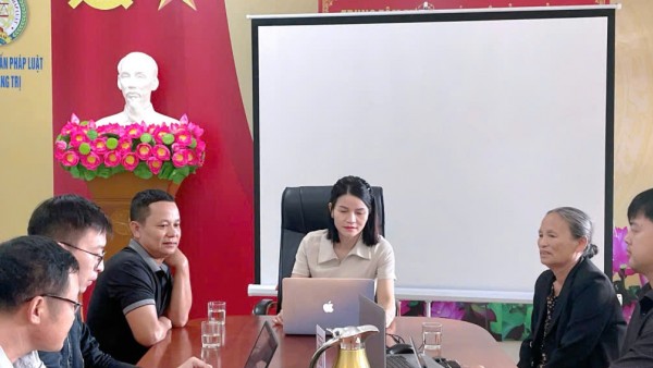 Mua đất bằng giấy viết tay trả hết tiền nhưng bên bán gây khó dễ khi làm thủ tục cấp GCN QSDĐ phải làm thế nào?