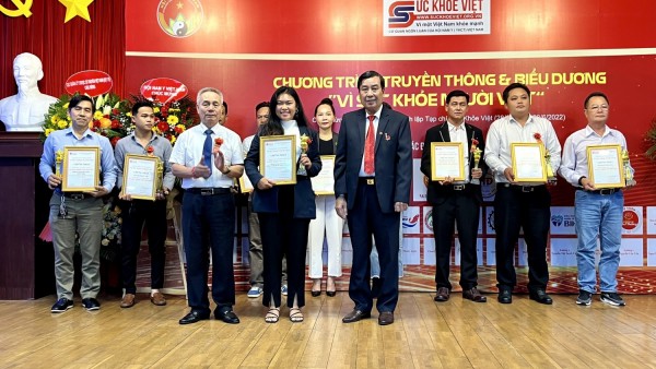 Bánh Mì Đông Lạnh O’Smiles nhận Cúp Vàng Thương hiệu - Sản phẩm “Vì sức khỏe người Việt”