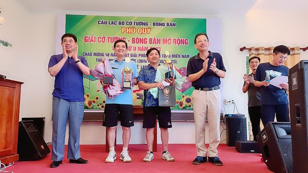 CLB cờ tướng - bóng bàn Phú Qúy tổ chức giải nhân kỷ niệm 48 năm Ngày Giải phóng Miền Nam, thống nhất đất nước 