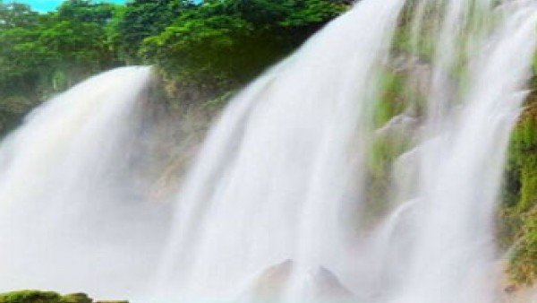 Thơ Tỉnh Thức Giữa Đời - Liz Quiehui