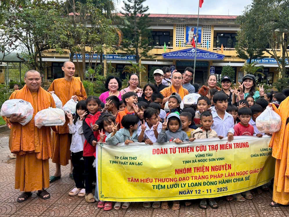 z7233526132063 3d1419d90ab67f2e2651733e4db278b6